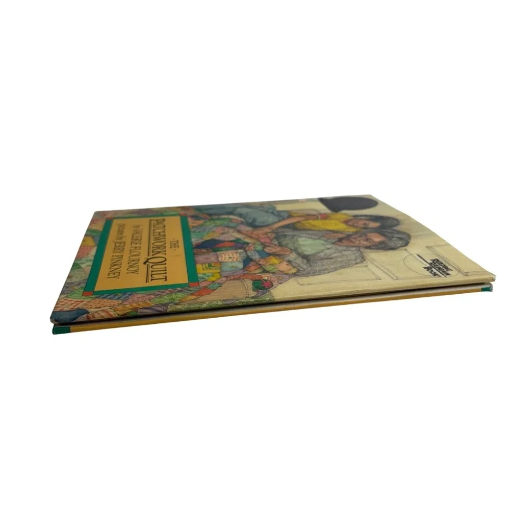 Vintage The Patchwork Quilt Valerie Flournoy Signed‎ Hardcover Book GOOD
